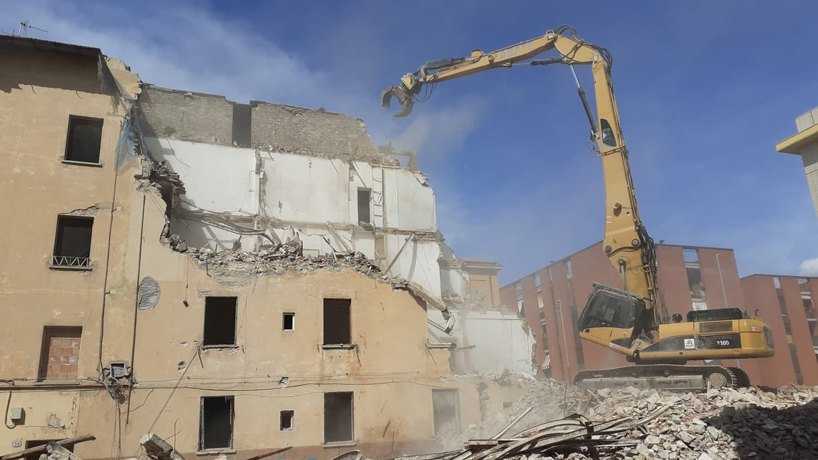 Demolizione Chiccaia